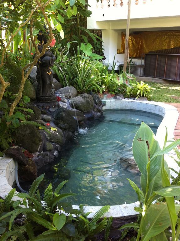 White Lotus Oasis Hotell Ubud Exteriör bild