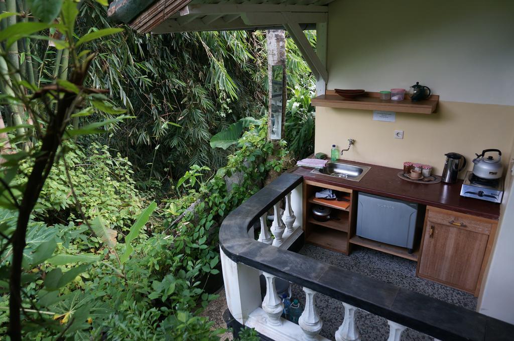 White Lotus Oasis Hotell Ubud Exteriör bild