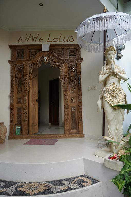 White Lotus Oasis Hotell Ubud Exteriör bild