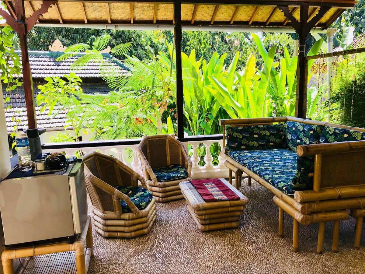 White Lotus Oasis Hotell Ubud Exteriör bild